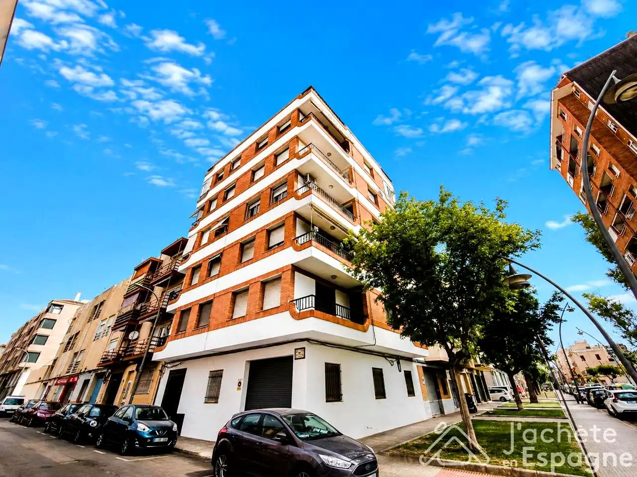 Vista exterior de Ático en venta en Vinaròs con Calefacción, Terraza y Amueblado