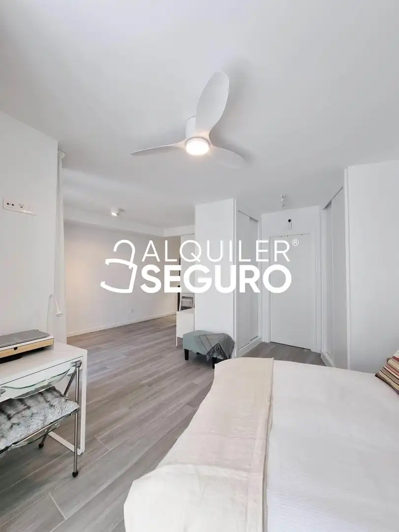 Habitación de Estudio de alquiler en Galapagar con Calefacción, Terraza y Piscina