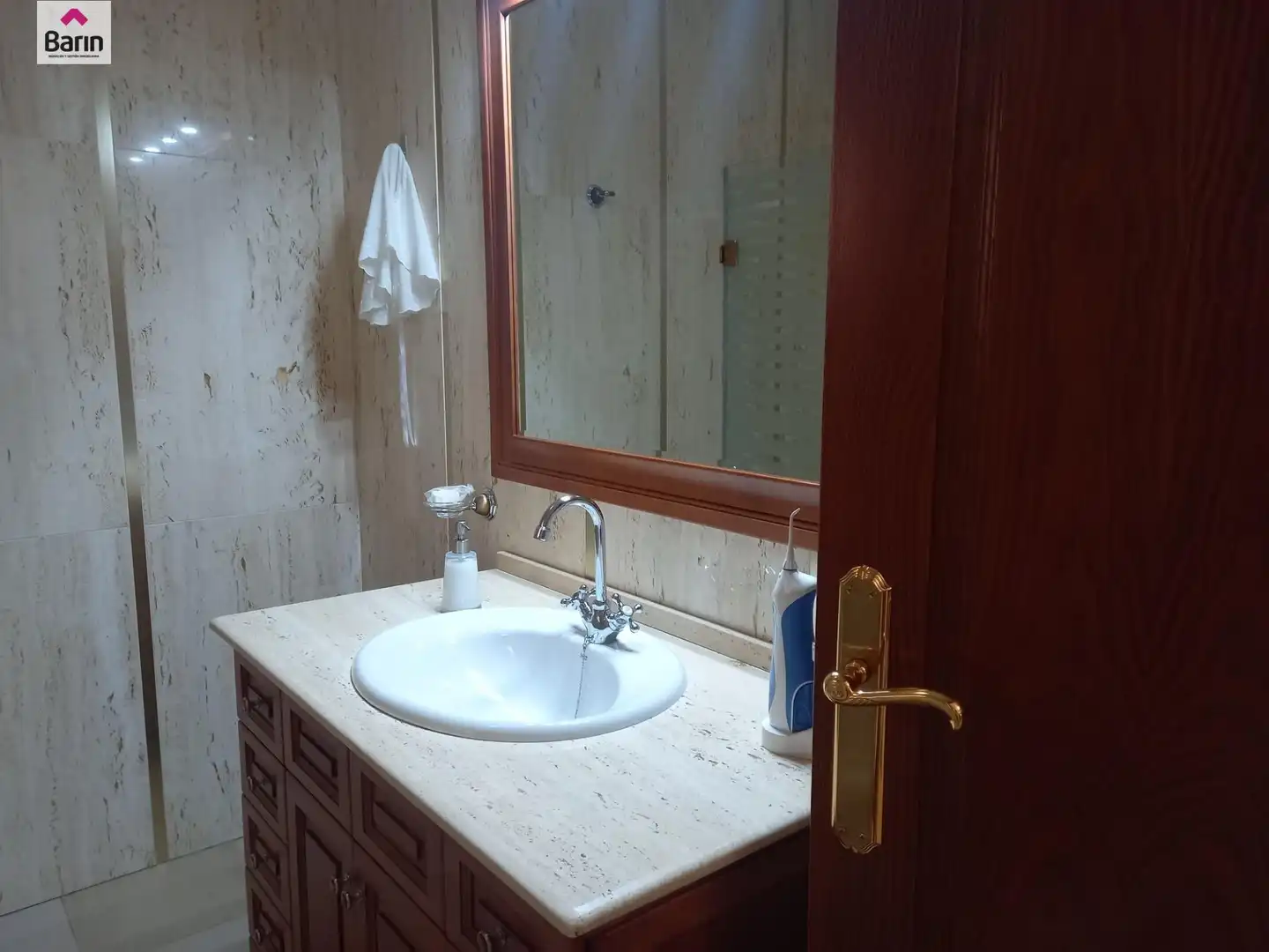 Bathroom of Houses for sale in Córdoba  with Air Conditioner, Private garden and Terrace