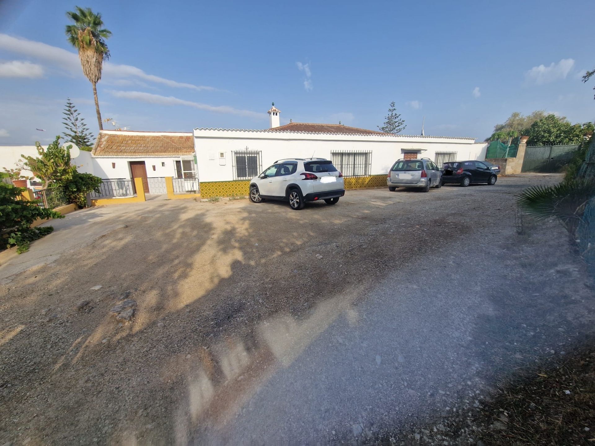 Exterior view of Building for sale in Alhaurín de la Torre