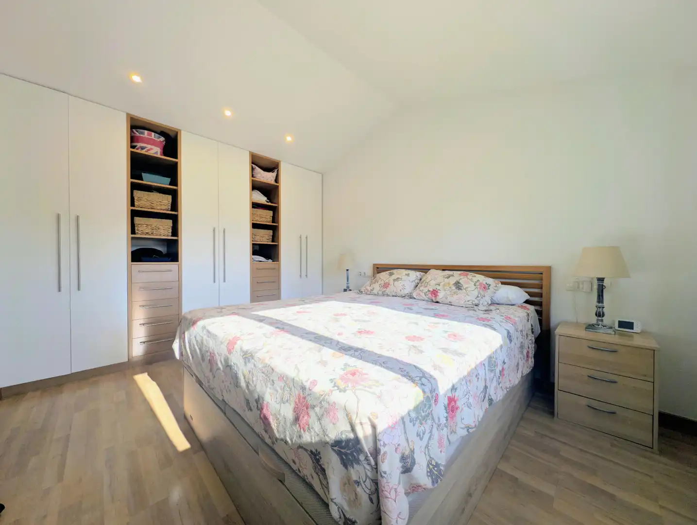 Bedroom of Duplexes for sale in Terrassa  with Air Conditioner and Terrace