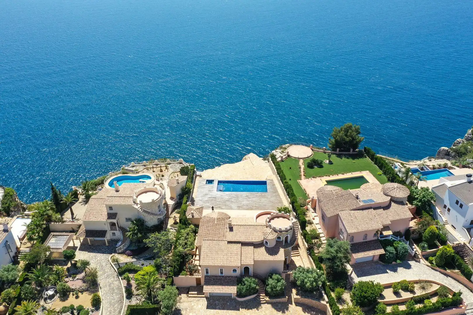 Chalet con piscina en venta en Cumbre del Sol
