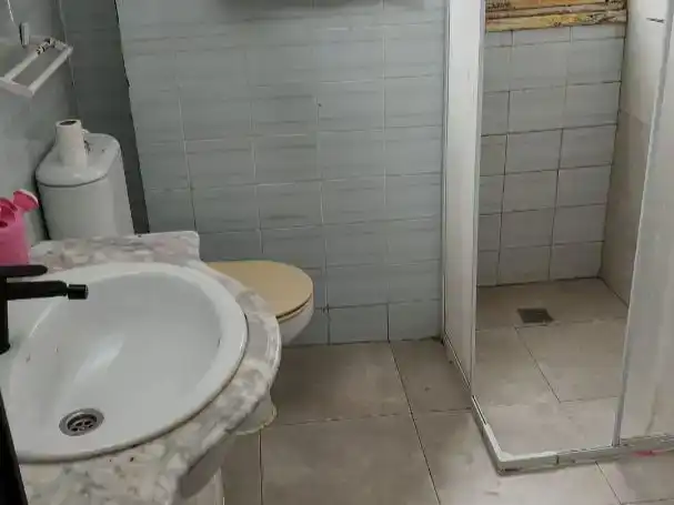 Bany de Pis en venda en Alicante / Alacant