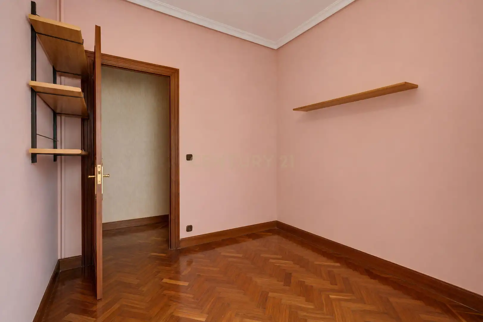 Dormitori de Apartament en venda en Irun  amb Traster i Balcó