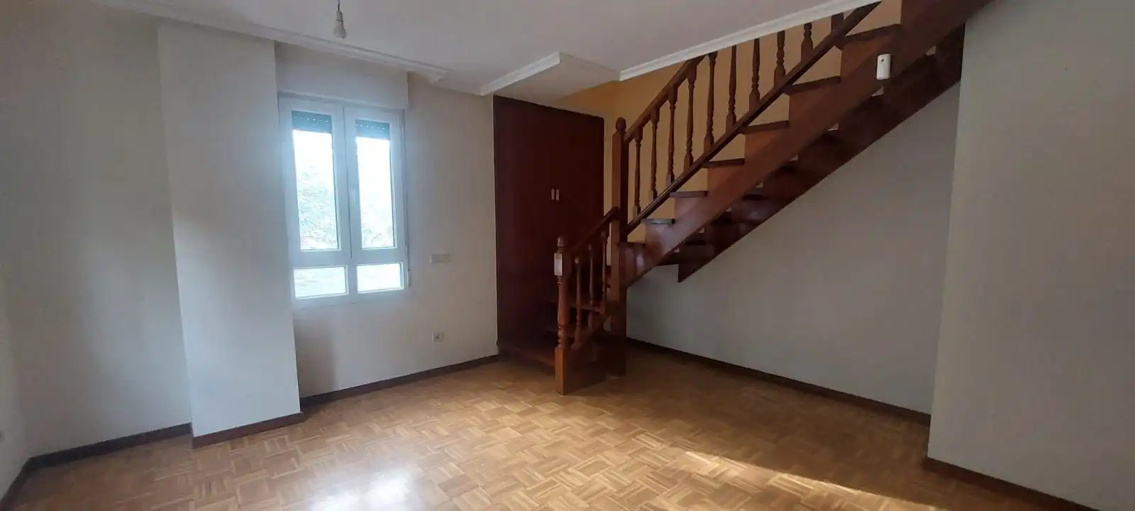Wohnzimmer von Maisonette zum Verkauf in Mieres (Asturias) mit Heizung und Abstellraum