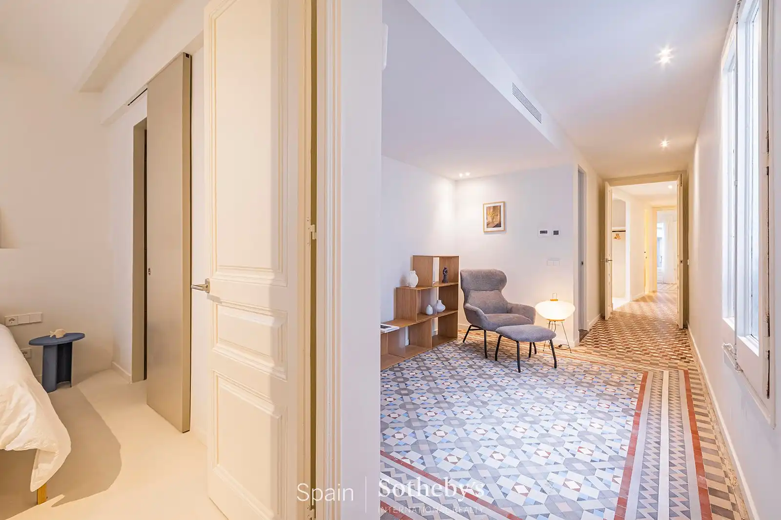 Apartments for sale in Barcelona  with Air Conditioner and Heating