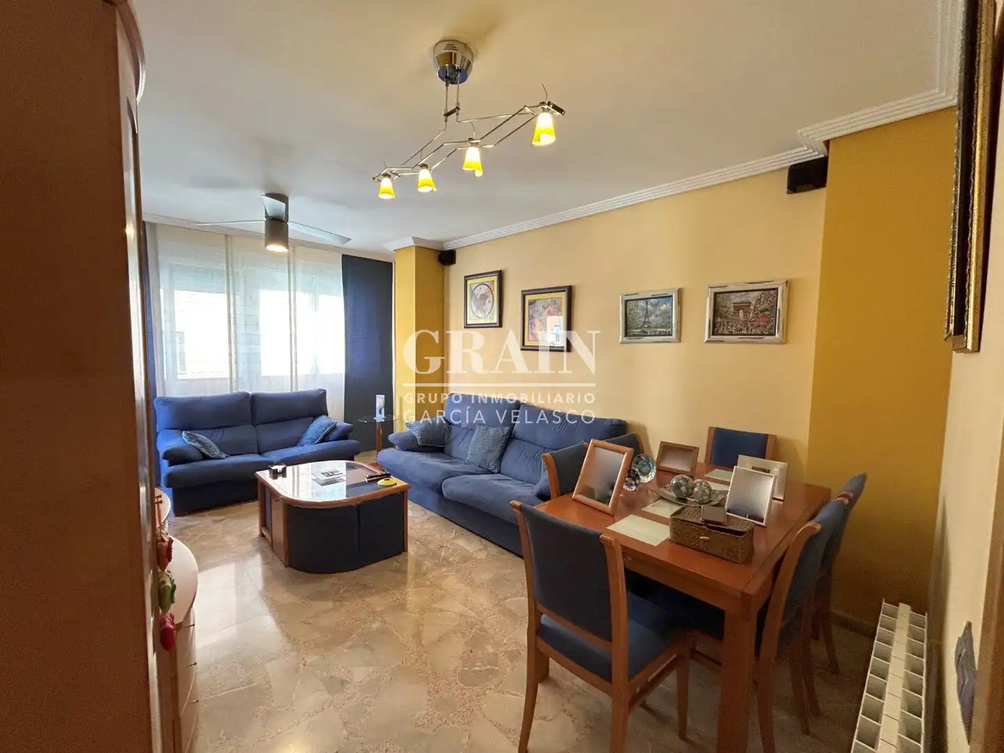 Sala de estar de Piso en venta en Albacete con Aire acondicionado, Calefacción y Trastero