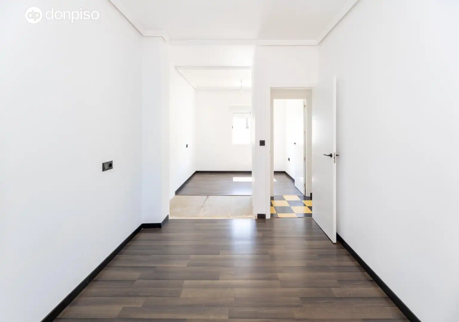 Flat for sale in Granada  with Balcony