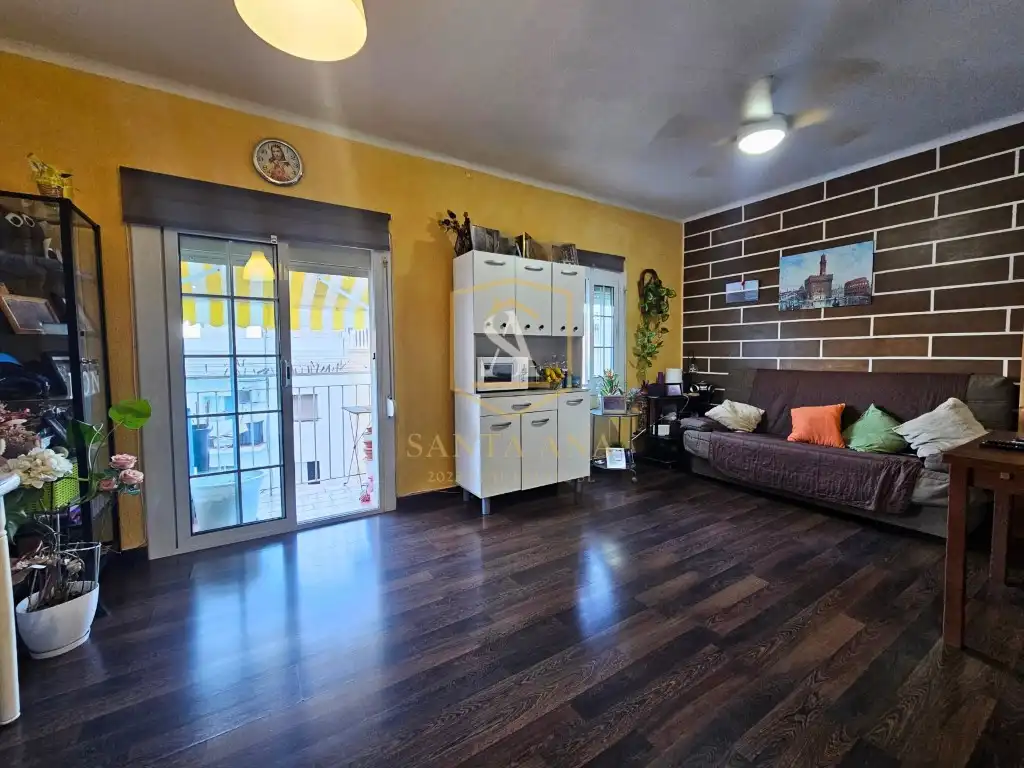 Piso con terraza en venta en Calle Angel Guimera