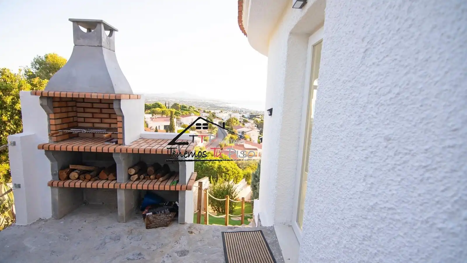 Vista exterior de Casa o xalet en venda en Peñíscola / Peníscola amb Aire condicionat, Calefacció i Jardí privat