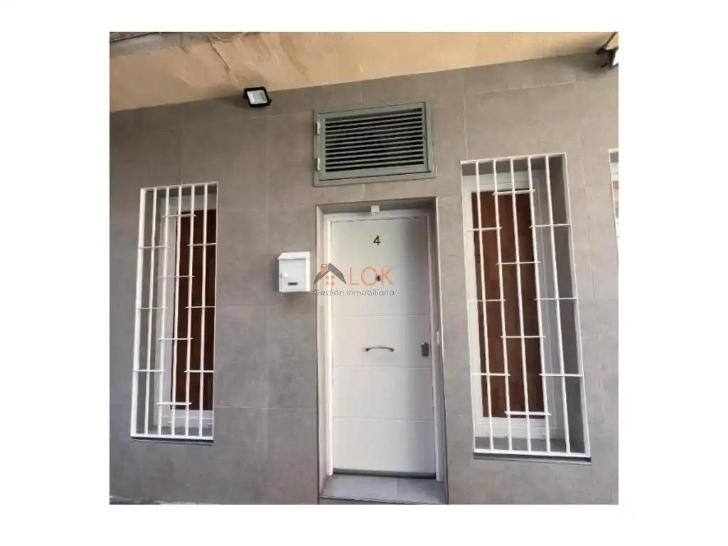 Balcony of Study for sale in Málaga  with Air Conditioner and Furnished