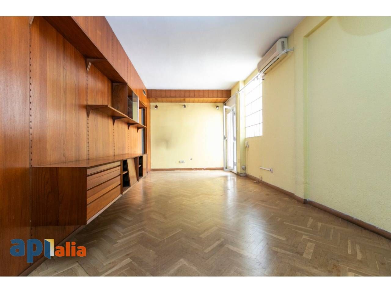 Flat for sale in  Barcelona Capital  with Terrace and Balcony