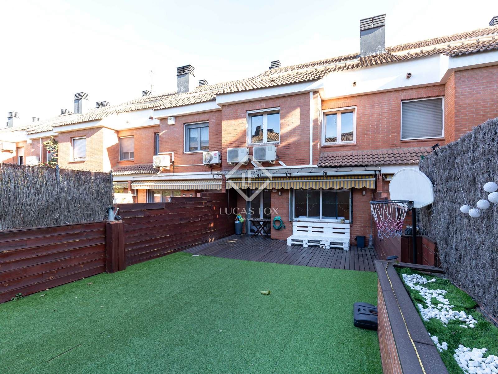 Jardí de Casa o xalet en venda en Sant Joan Despí amb Aire condicionat, Jardí privat i Terrassa