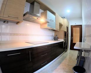 Kitchen of Flat for sale in Plasencia  with Storage room