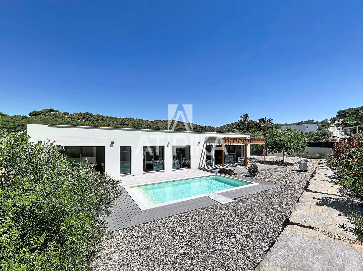 Vista exterior de Casa o xalet en venda en Sant Pere de Ribes amb Aire condicionat, Calefacció i Piscina