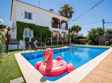Haus mit Pool zum Verkauf in pal