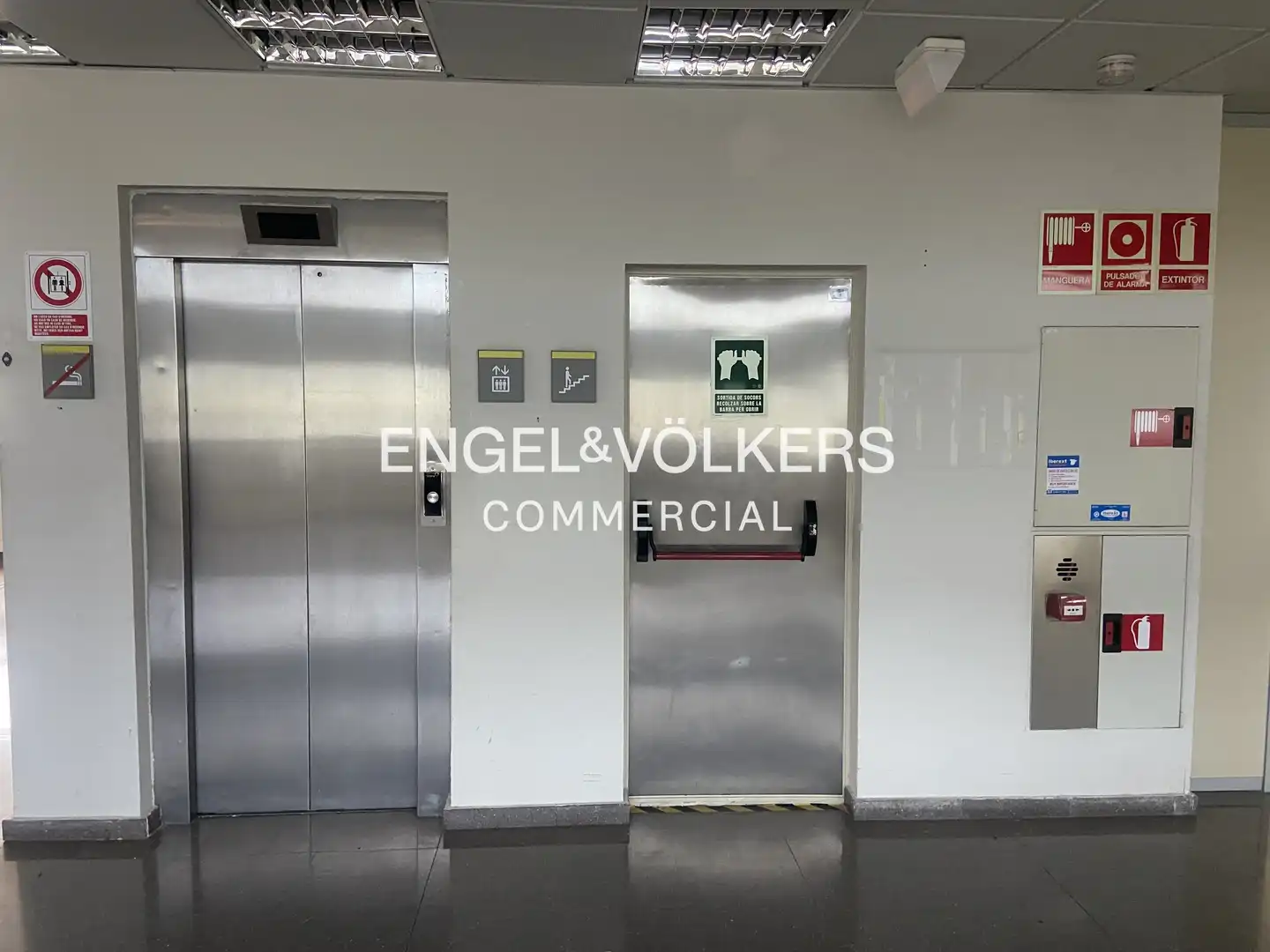 Nave industrial in vendita a Bellvitge - El Gornal - Granvia LH, imagen 20