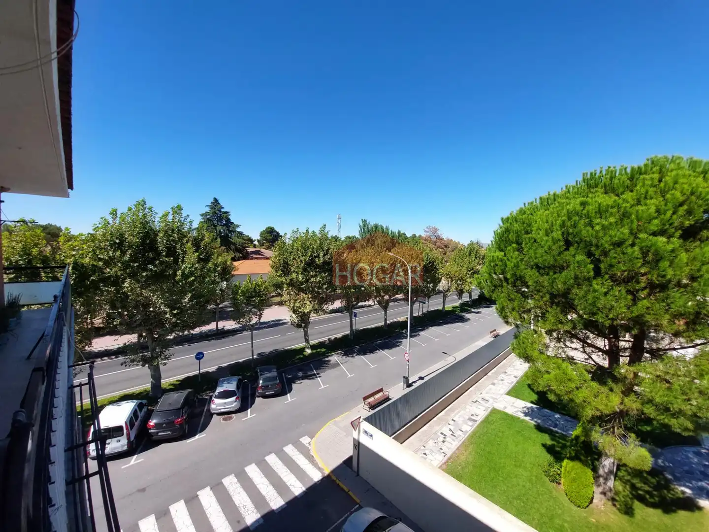 Vista exterior de Pis en venda en Arévalo amb Calefacció, Terrassa i Balcó