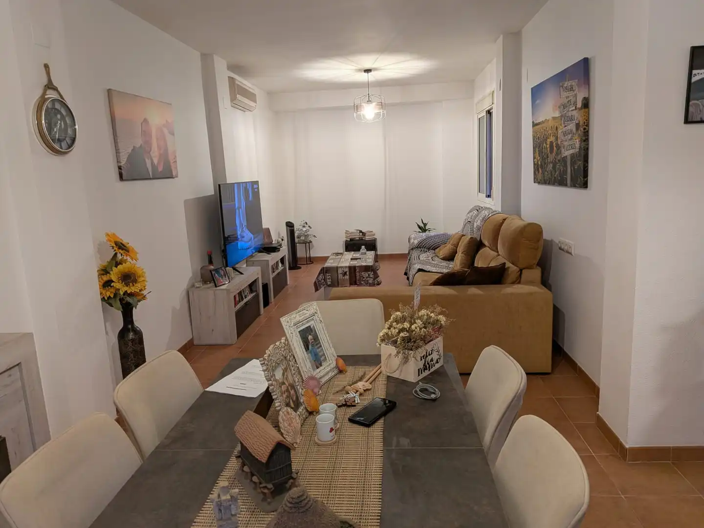 Sala de estar de Casa o chalet en venta en Dos Hermanas con Aire acondicionado, Calefacción y Terraza