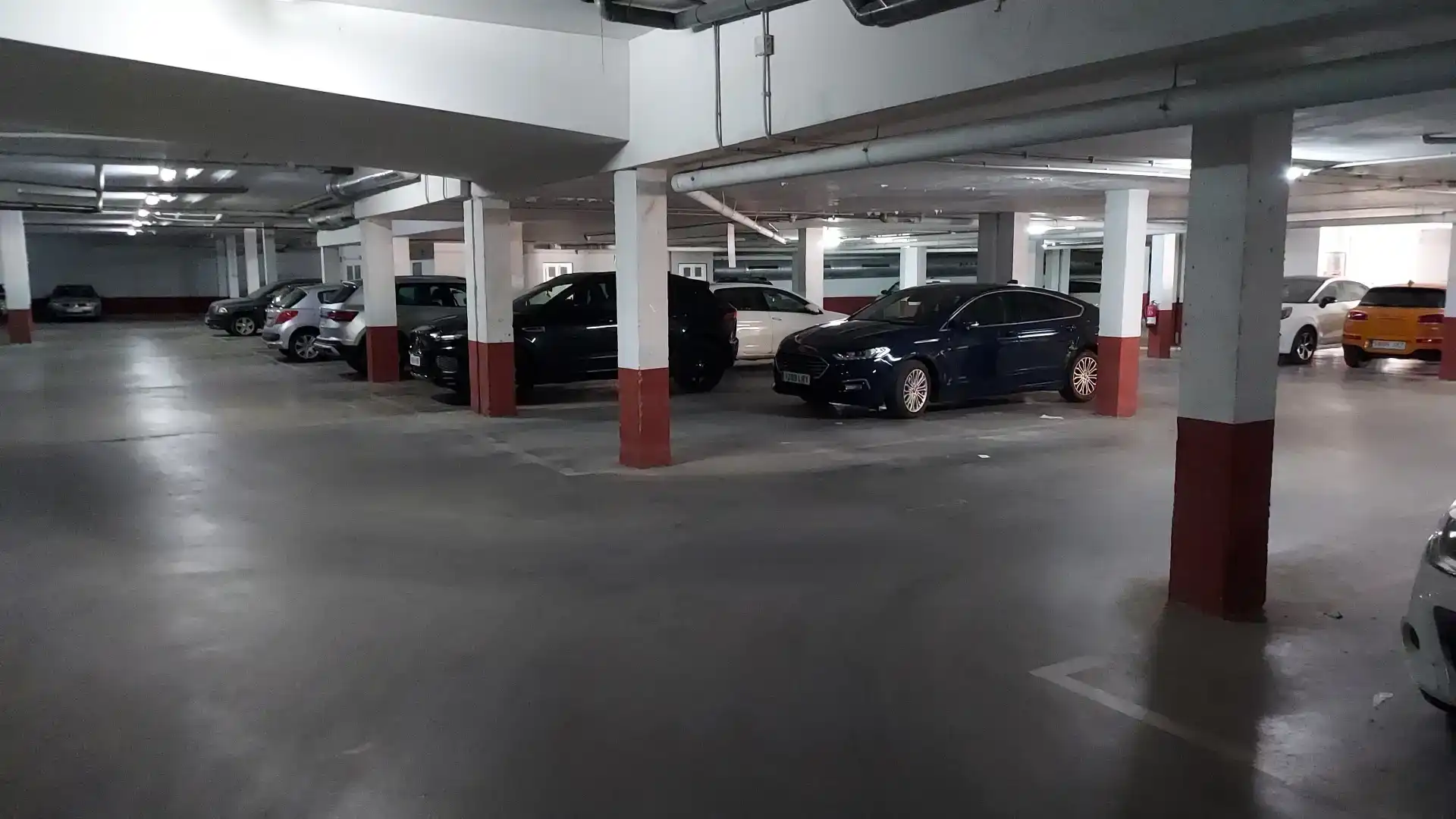 Parkplatz von Wohnungen zum Verkauf in Turre mit Klimaanlage