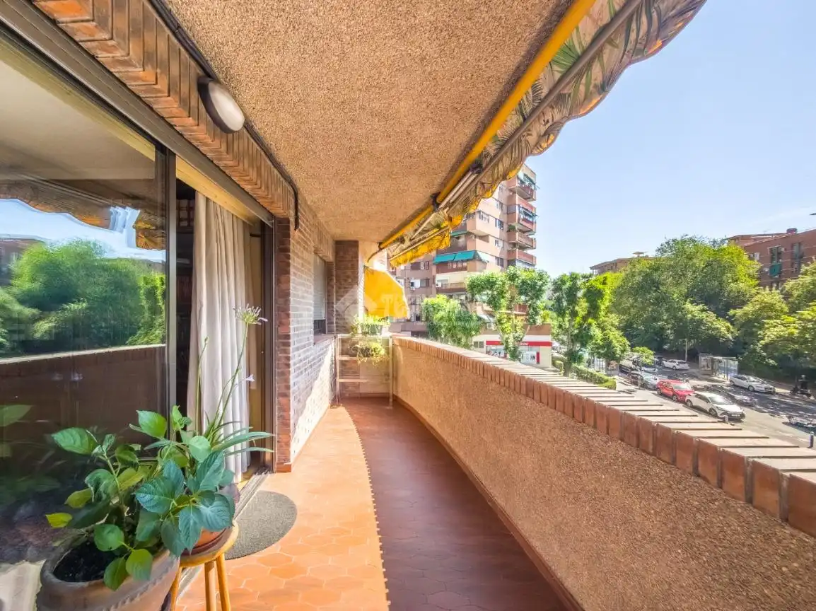Terraza de Piso en venta en Madrid con Calefacción y Terraza