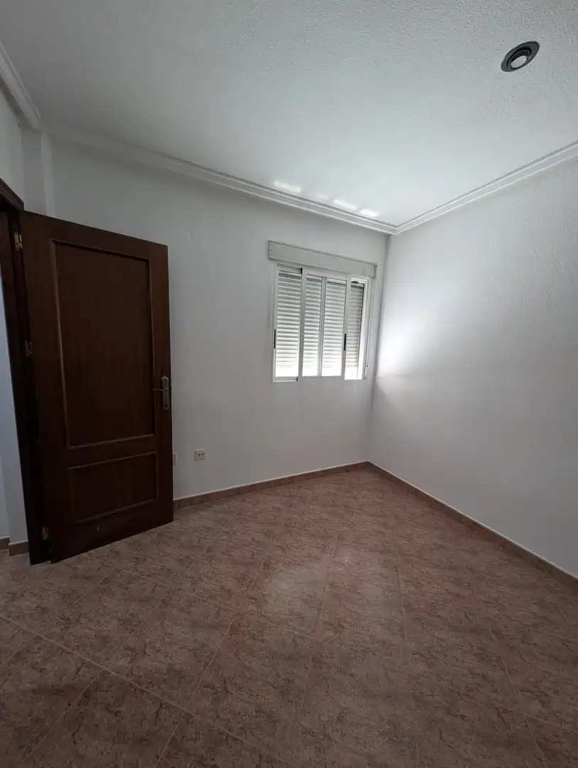Piso con ascensor en alquiler en LEON MARCO PRAU, imagen 16