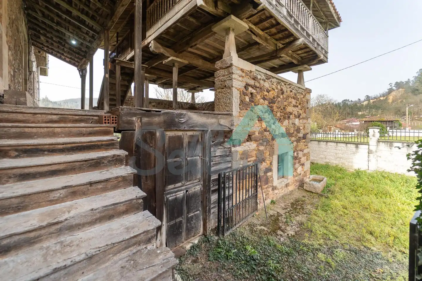 Casa o xalet en venda a Llamas, Salas
