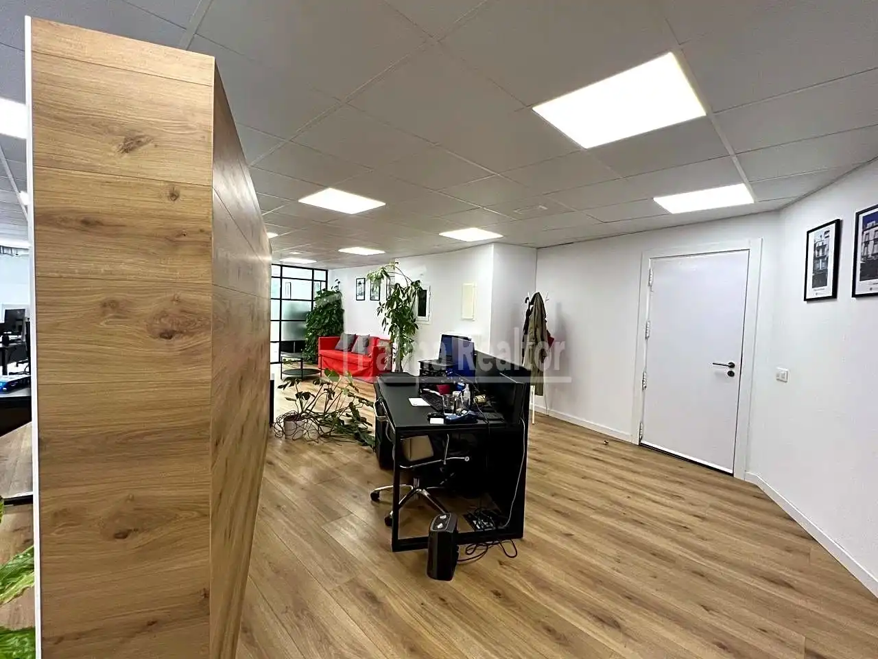 Office for sale in  Palma de Mallorca  with Air Conditioner