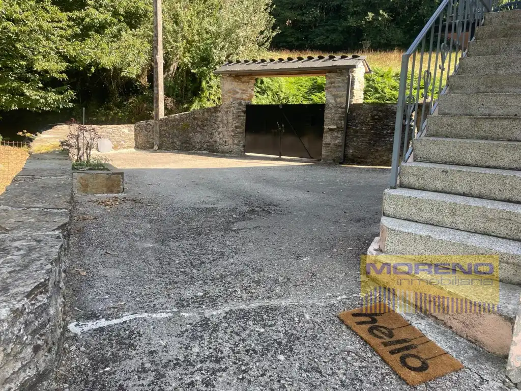Parking de Finca rústica en venta en O Incio 