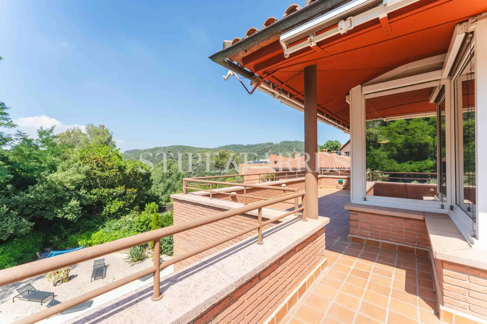 Terrasse von Haus oder Chalet zum Verkauf in Barcelona mit Klimaanlage, Heizung und Privatgarten