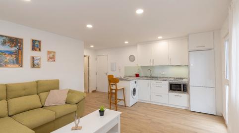 Foto 2 de Apartament de lloguer a Los Almendros - El Limonero - El Tomillar, Málaga Capital