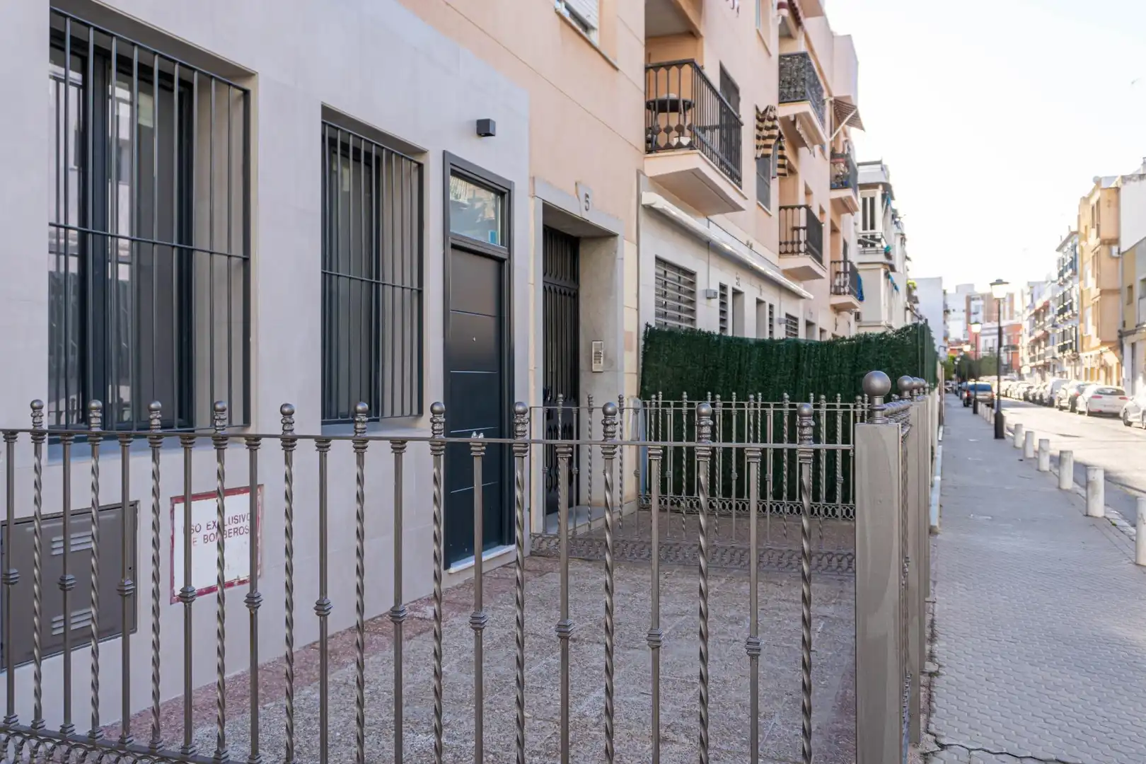Vista exterior de Planta baixa de lloguer en Sevilla amb Aire condicionat, Calefacció i Moblat