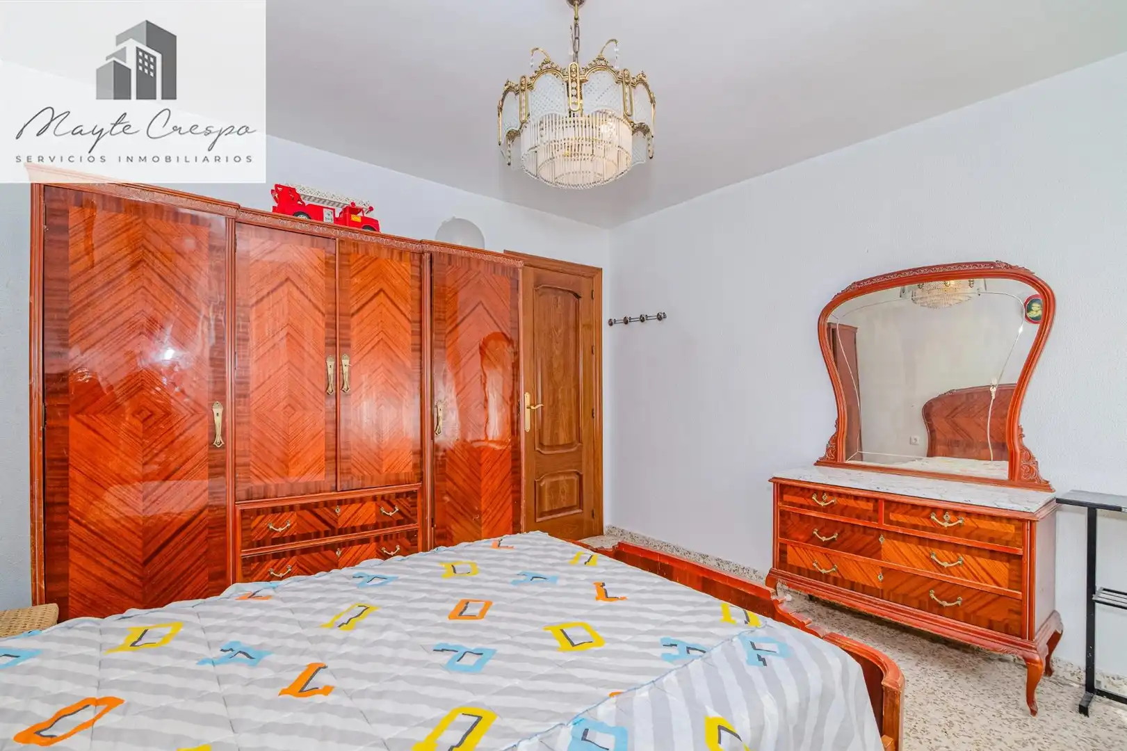 Habitación de Piso en venta en Granada con Aire acondicionado y Balcón