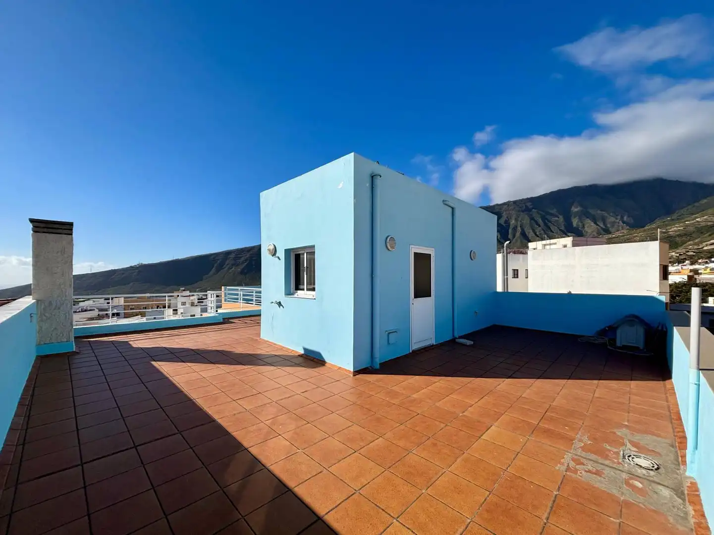 Vista exterior de Ático en venta en Güímar con Parquet, Terraza y Balcón