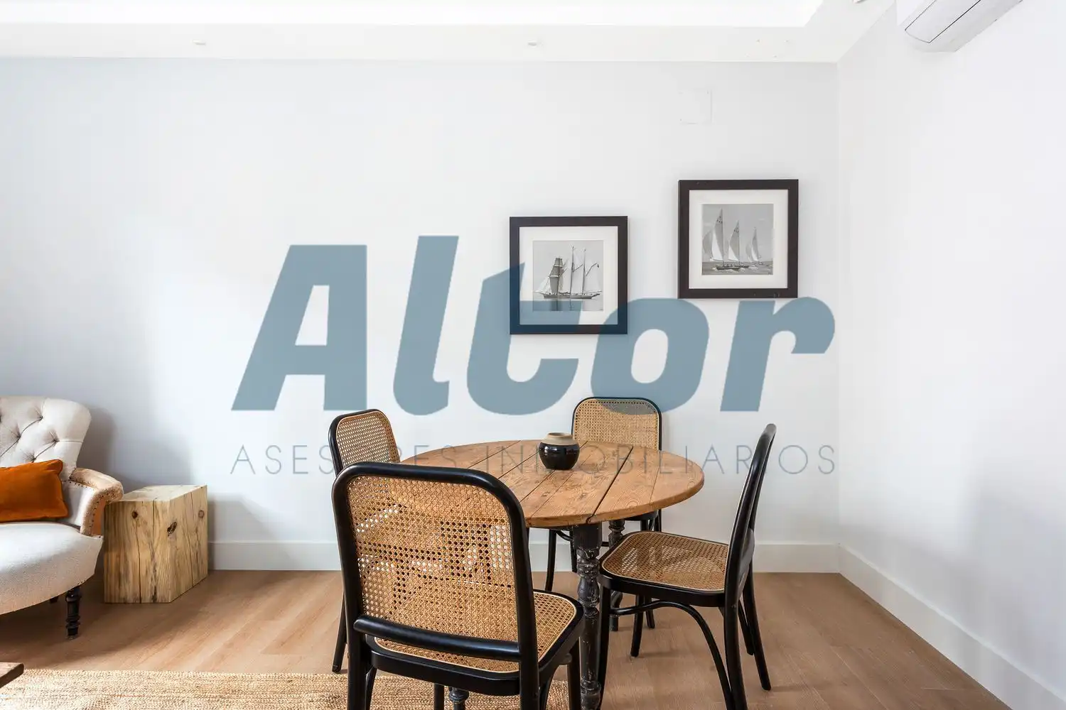 Flat with lift for sale in DE PEREZ GALDOS, imagen 3