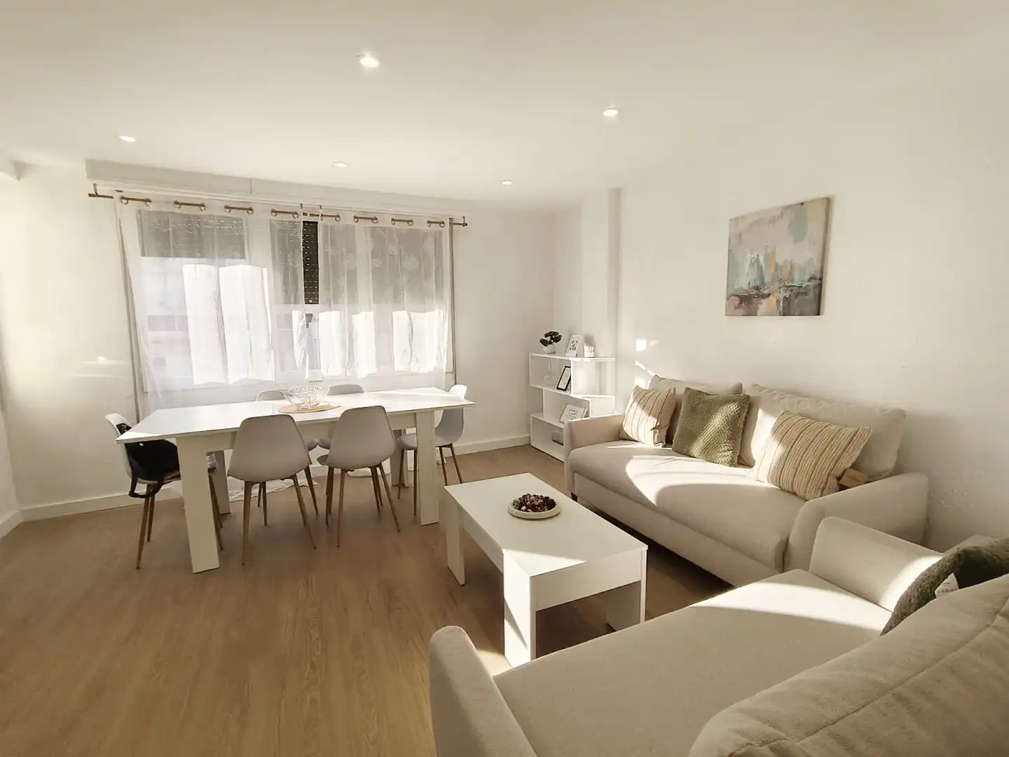 Living room of Flat for rent in Castellón de la Plana / Castelló de la Plana  with Furnished, TV and Internet
