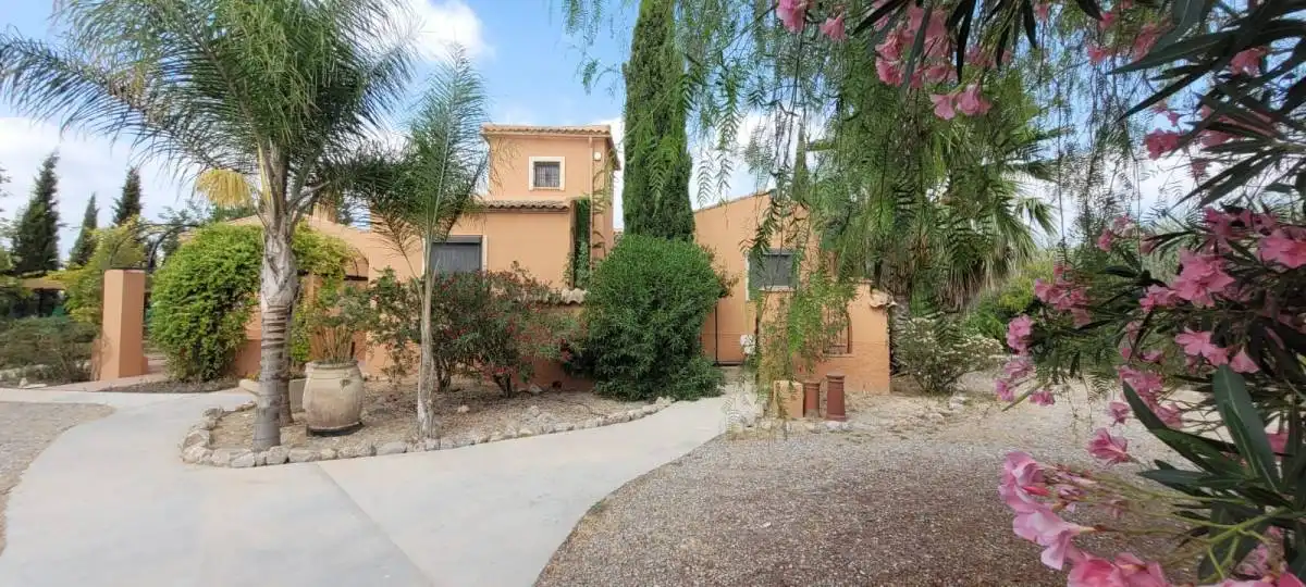 Villa con piscina in vendita a Cam. Arroba de Hornos