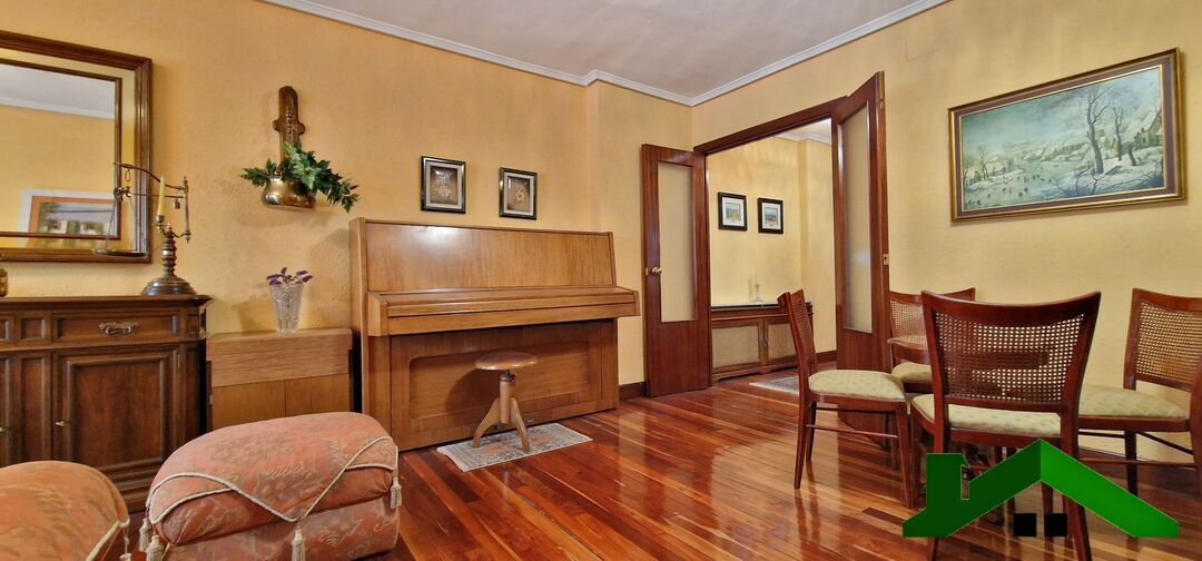 Wohnzimmer von Wohnung zum Verkauf in Bilbao  mit Heizung, Terrasse und Möbliert