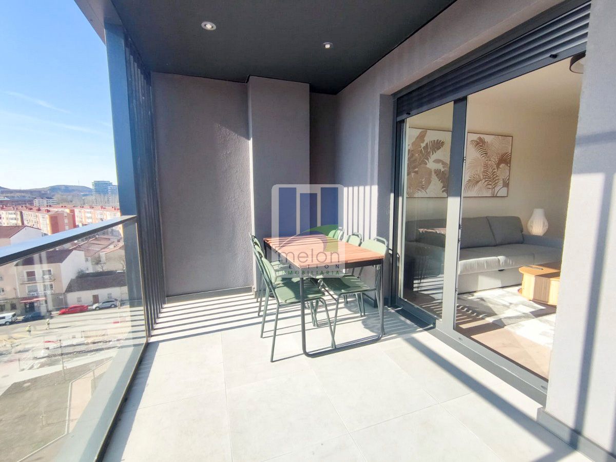 Terraza de Piso de alquiler en Burgos Capital con Trastero