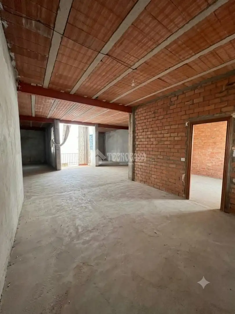 Casa adosada en venta en Sevilla con Aire acondicionado y Balcón