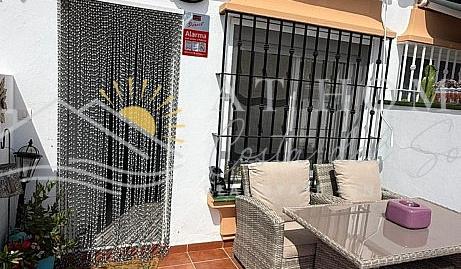 Foto 2 de Apartament de lloguer a Urbanización Santa Rosa, Torrox