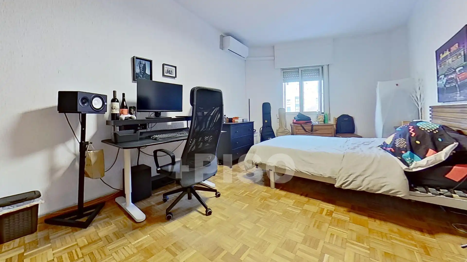 Bedroom of Flat for sale in Madrid  with Air Conditioner, Heating and Parquet flooring