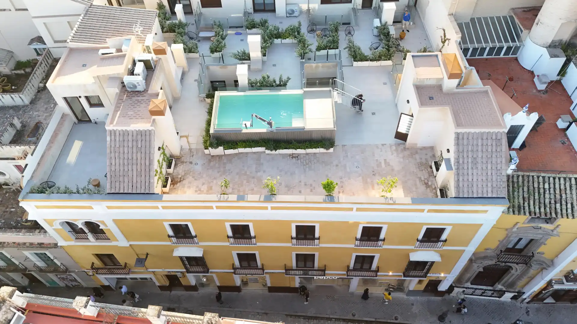 Piscina de Piso de alquiler en Sevilla con Aire acondicionado, Calefacción y Amueblado
