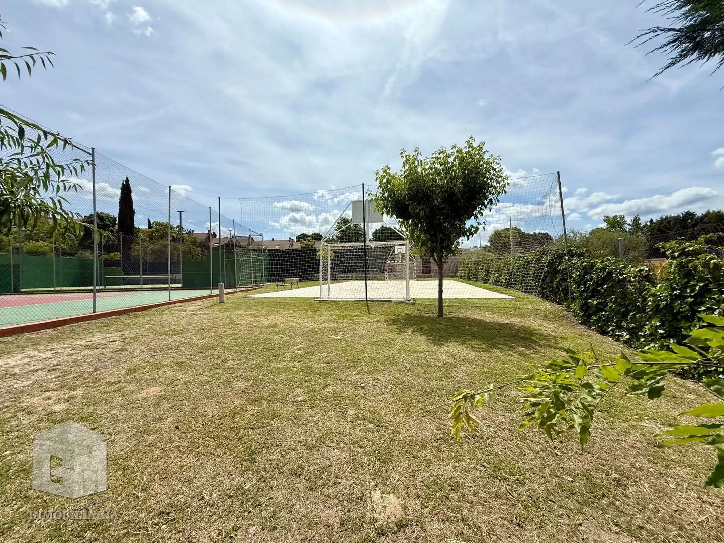 Jardí de Casa adosada en venda en Las Rozas de Madrid amb Calefacció, Jardí privat i Terrassa