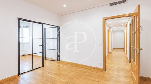 Foto 3 de Piso en venta en Cuatro Caminos - Azca, Madrid Capital