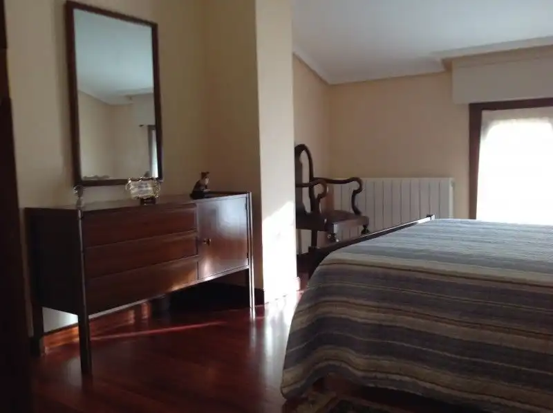 Habitación de Casa o chalet en venta en Nájera con Jardín privado, Terraza y Trastero