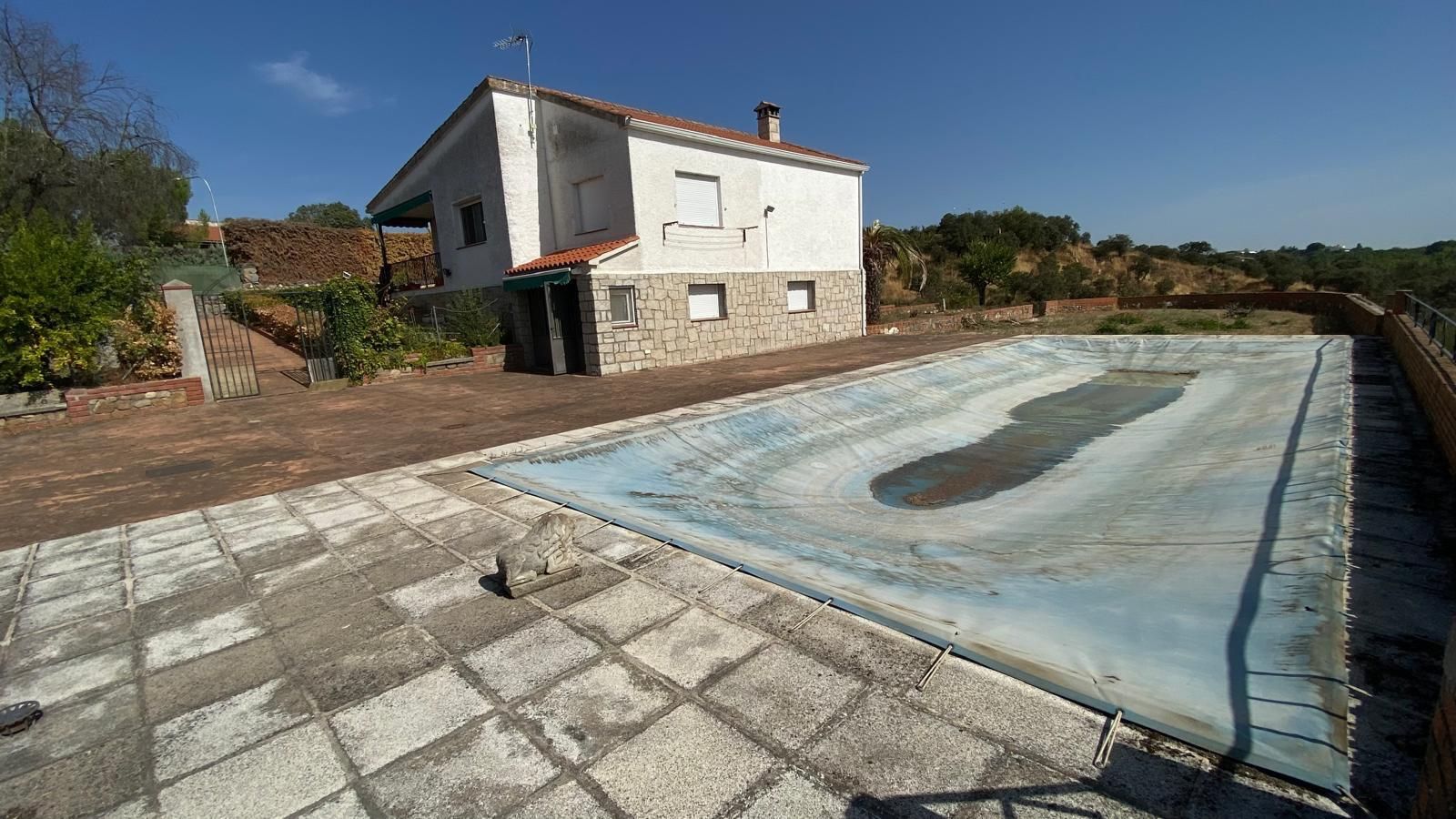 Piscina de Casa o xalet en venda en Cardiel de los Montes amb Calefacció, Jardí privat i Piscina