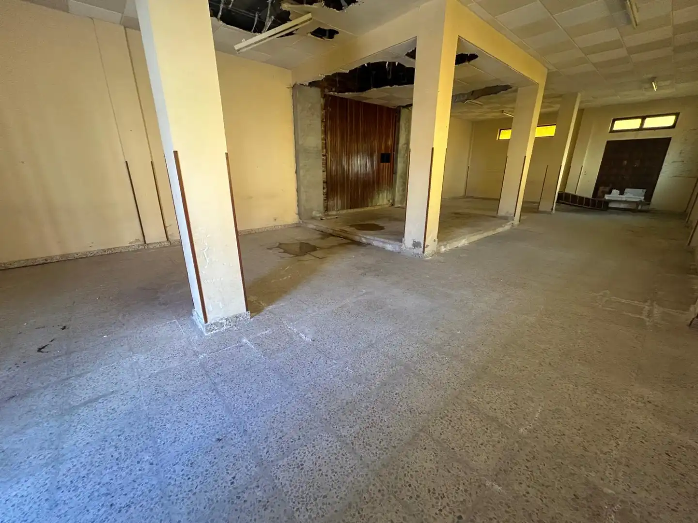 Business premises to rent in Torrelavega - CL VALDALIGA, imagen 5