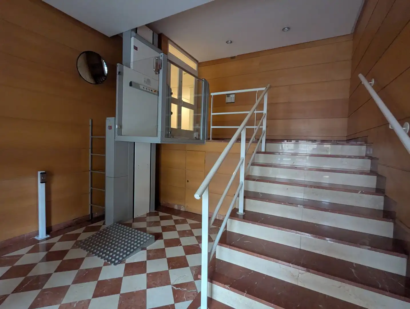 Flat for sale in Bilbao   with Storage room and Furnished