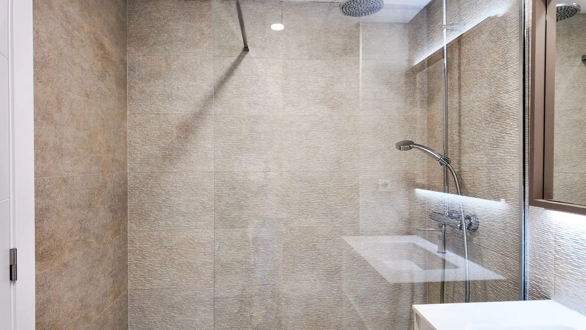 Bathroom of Attic for sale in Puçol  with Air Conditioner, Heating and Terrace